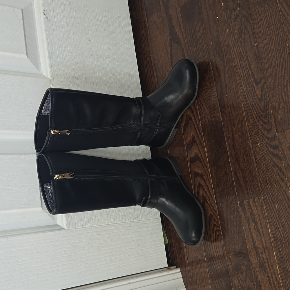 NEVER Worn- Tommy Hilfiger Girls Size 1 Andrea Bootstrap-KK Black - Picture 2 of 8